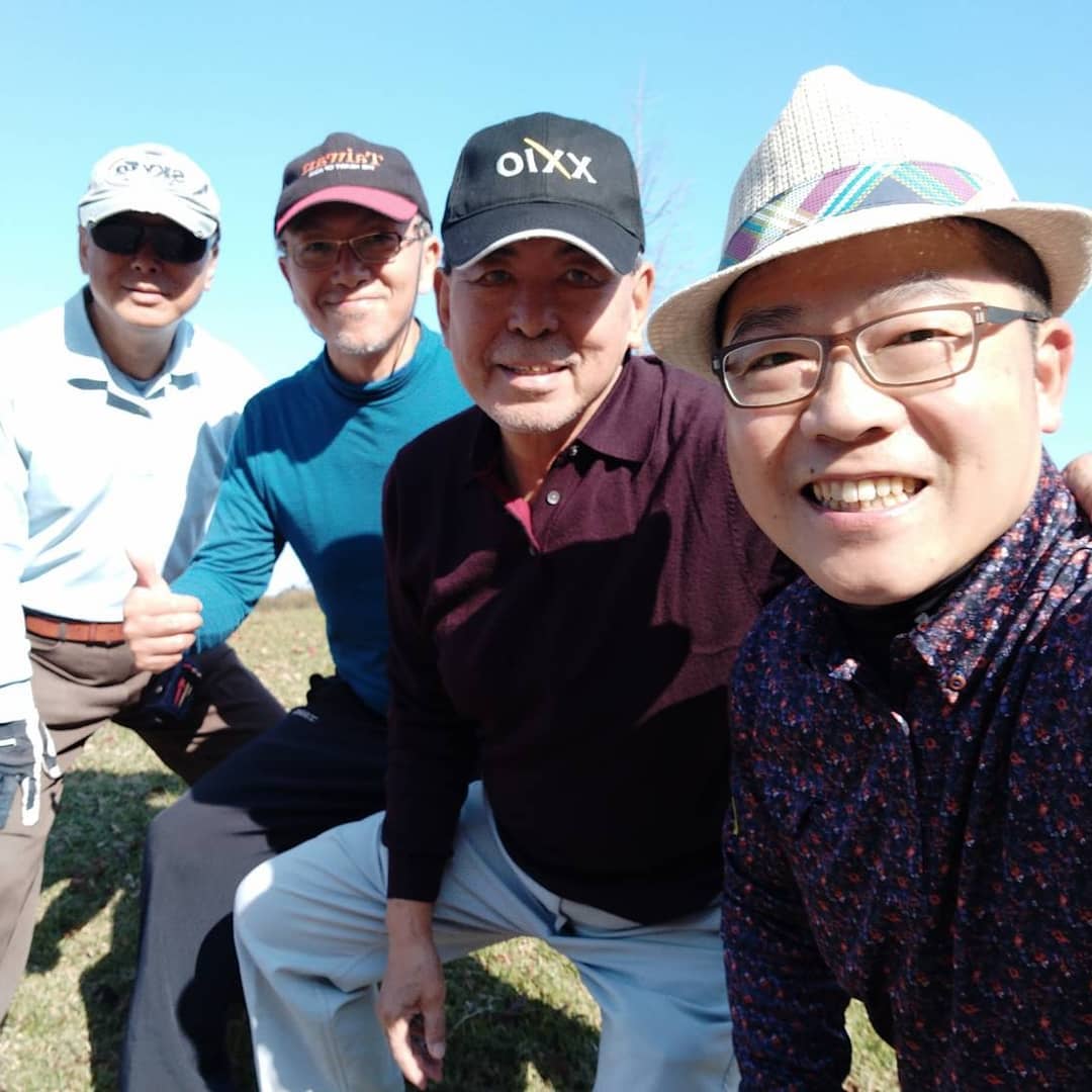中老年男老板微信生活照片_某投资公司董事长工作生活日常套图6
