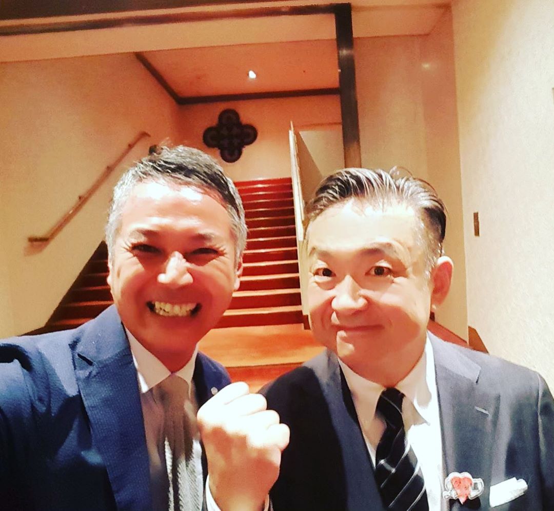 地产公司董事长老头子套图_油腻成功男人微信生活素材|微信朋友圈包装素材2