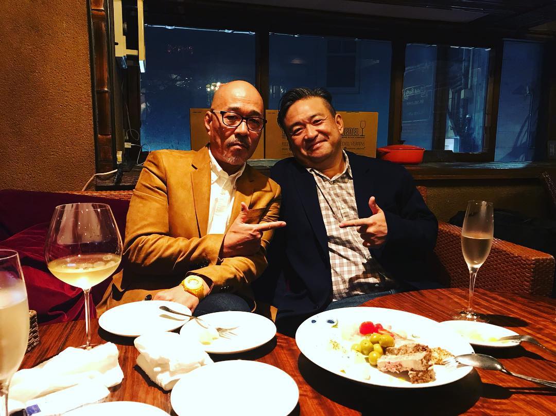地产公司董事长老头子套图_油腻成功男人微信生活素材|微信朋友圈包装素材3