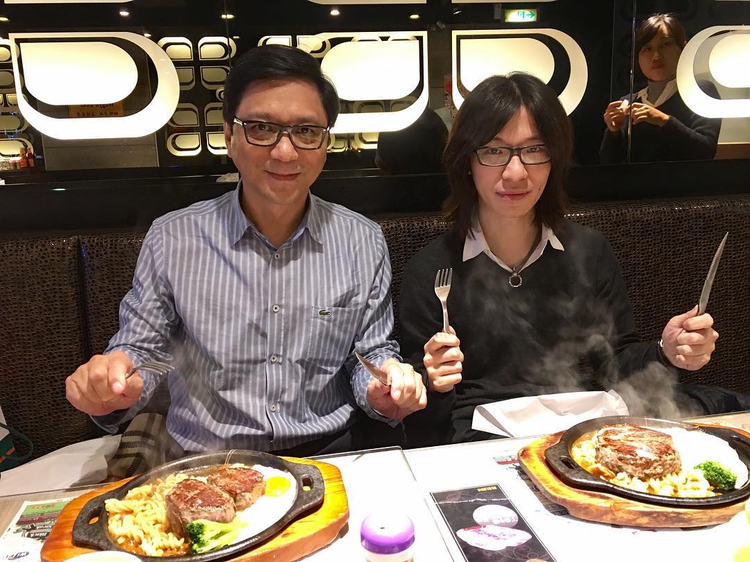 某啤酒公司高管工作生活日常套图_中年男人真实生活微信照片7