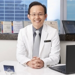 整容整形男医生套图_成功中年男人微信生活工作照片|微信朋友圈包装素材（258照片+6视频）