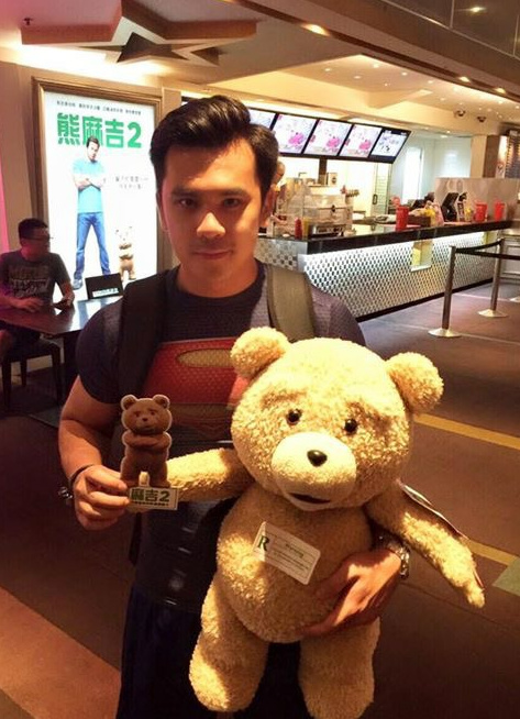 微信帅哥套图_微信小哥哥营销图片素材_朋友圈同人男图片2