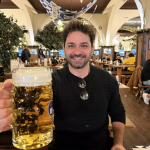 英国帅哥套图素材_爱摄影旅游球迷生活照丰富视频图（418张图+6个视频）