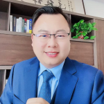 成功人士套图素材_中年成熟大叔新加坡海归定居重庆-公司法人视频图片（591张图+337个视频）