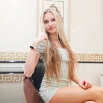 欧美美女套图素材_大长腿性感女生生活照 有自拍照片和旅游拍摄照（192张图没有视频）