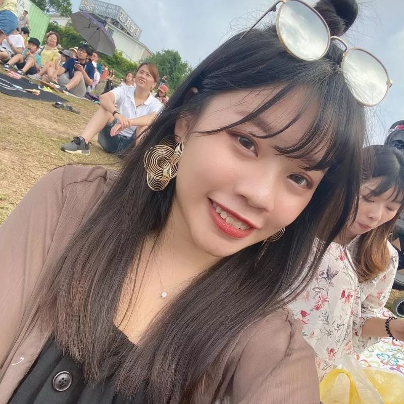 台湾健身女教练套图素材_蜜桃臀身材有健身生活照 美食旅游视频图1