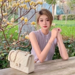 （500张图+26个视频）年轻白富美套图素材_有钱闺蜜聚会度假 美食 购物 摆拍视频图