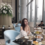 （286张图+27个视频）微信美女套图素材_白富美生活照美食旅游摆拍等视频图