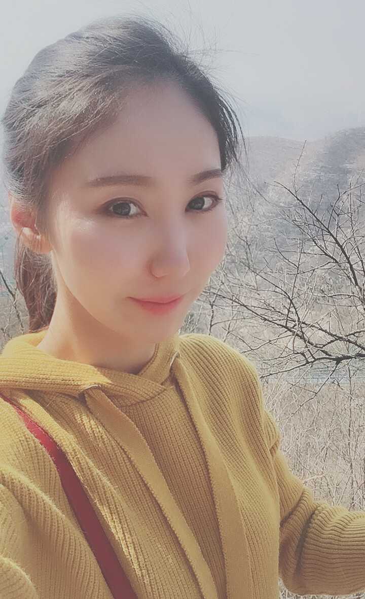 白富美女孩套图_真实美女生活照朋友圈-生活工作吃喝玩乐图6