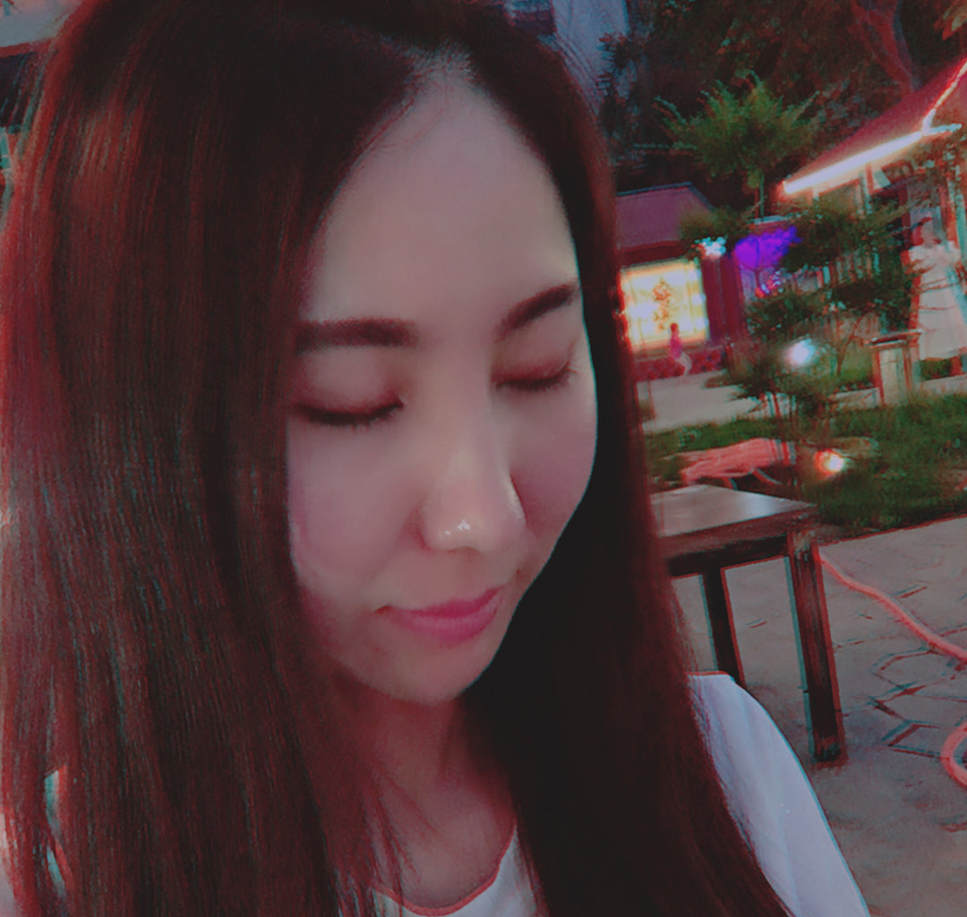 白富美女孩套图_真实美女生活照朋友圈-生活工作吃喝玩乐图9