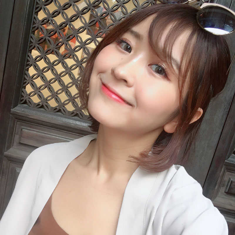 白富美女孩套图素材_真实美女生活照朋友圈包装:生活工作吃喝玩乐图1