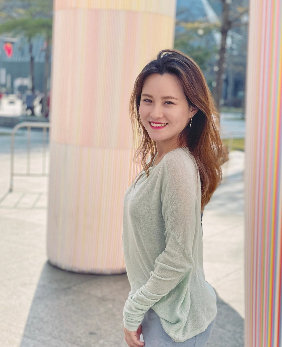 白富美女孩套图_真实美女生活照朋友圈包装素材:生活工作吃喝玩乐图1
