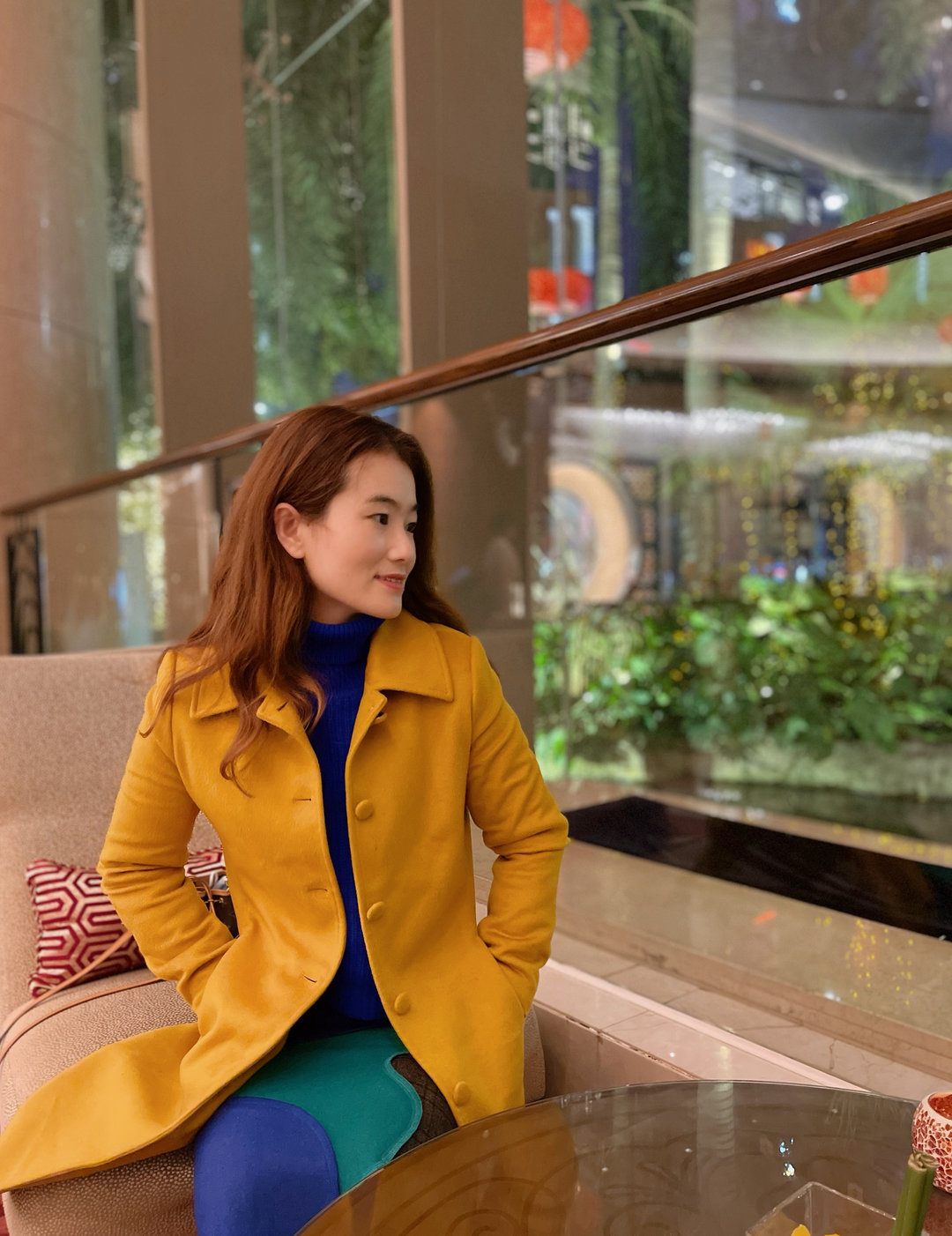 白富美女孩套图_真实美女生活照朋友圈包装素材:生活工作吃喝玩乐图17