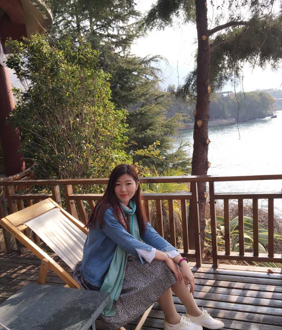 白富美女孩套图_真实美女生活照朋友圈包装素材 生活工作吃喝玩乐图3