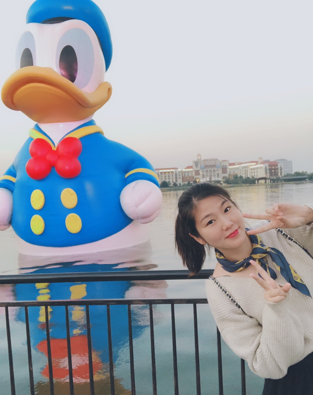 白富美女孩套图_真实美女生活照朋友圈包装素材 生活工作吃喝玩乐图5